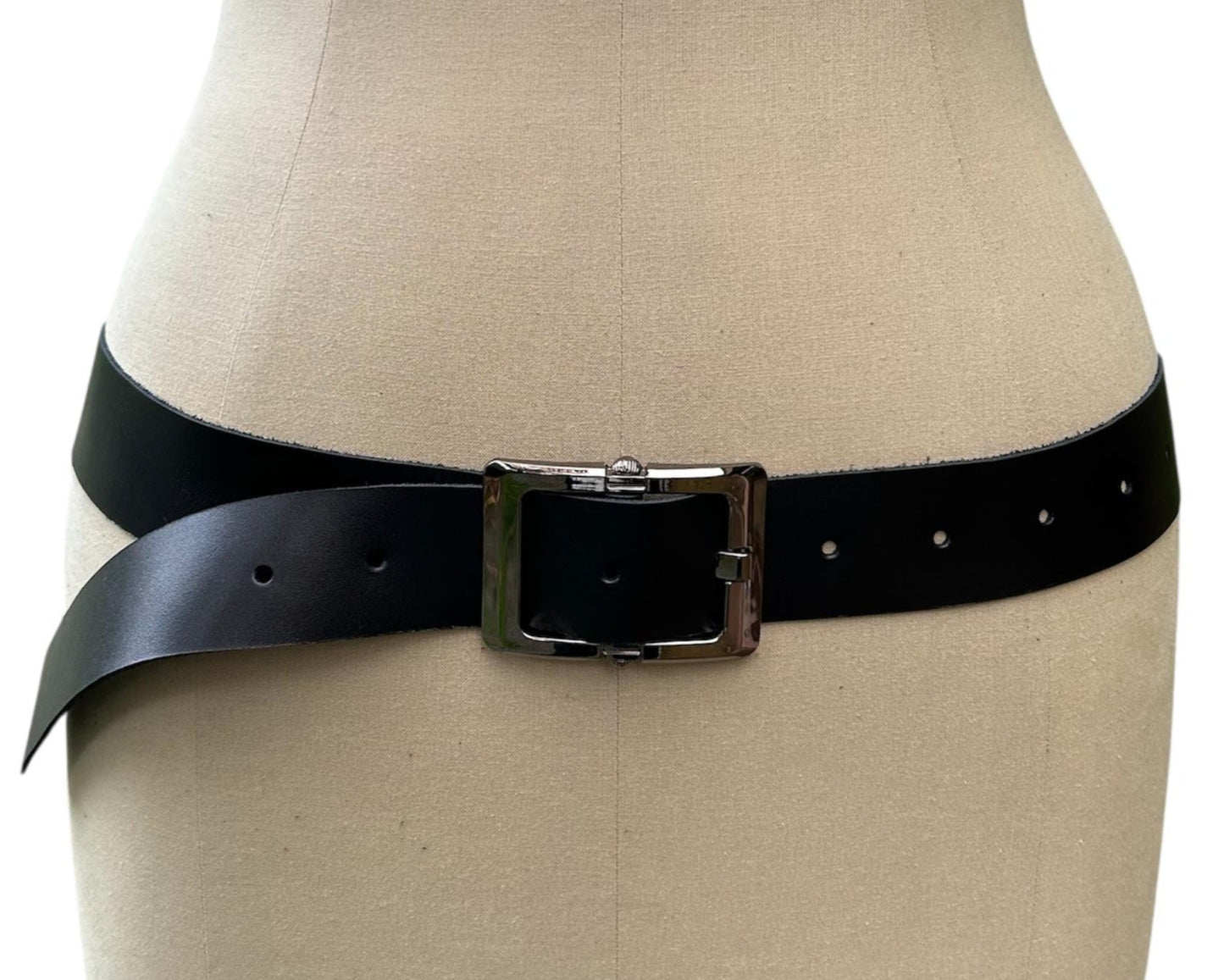 REGULAR Cinturón Negro